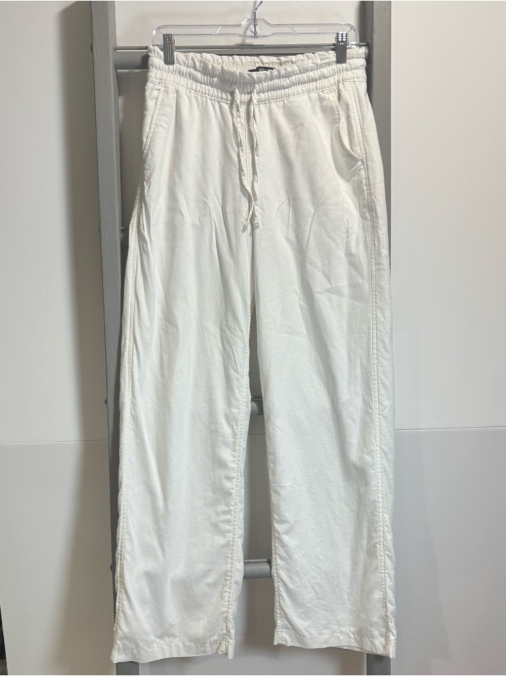 Hollister women’s small linen blend wide leg Pants, summer, lightweight, costal